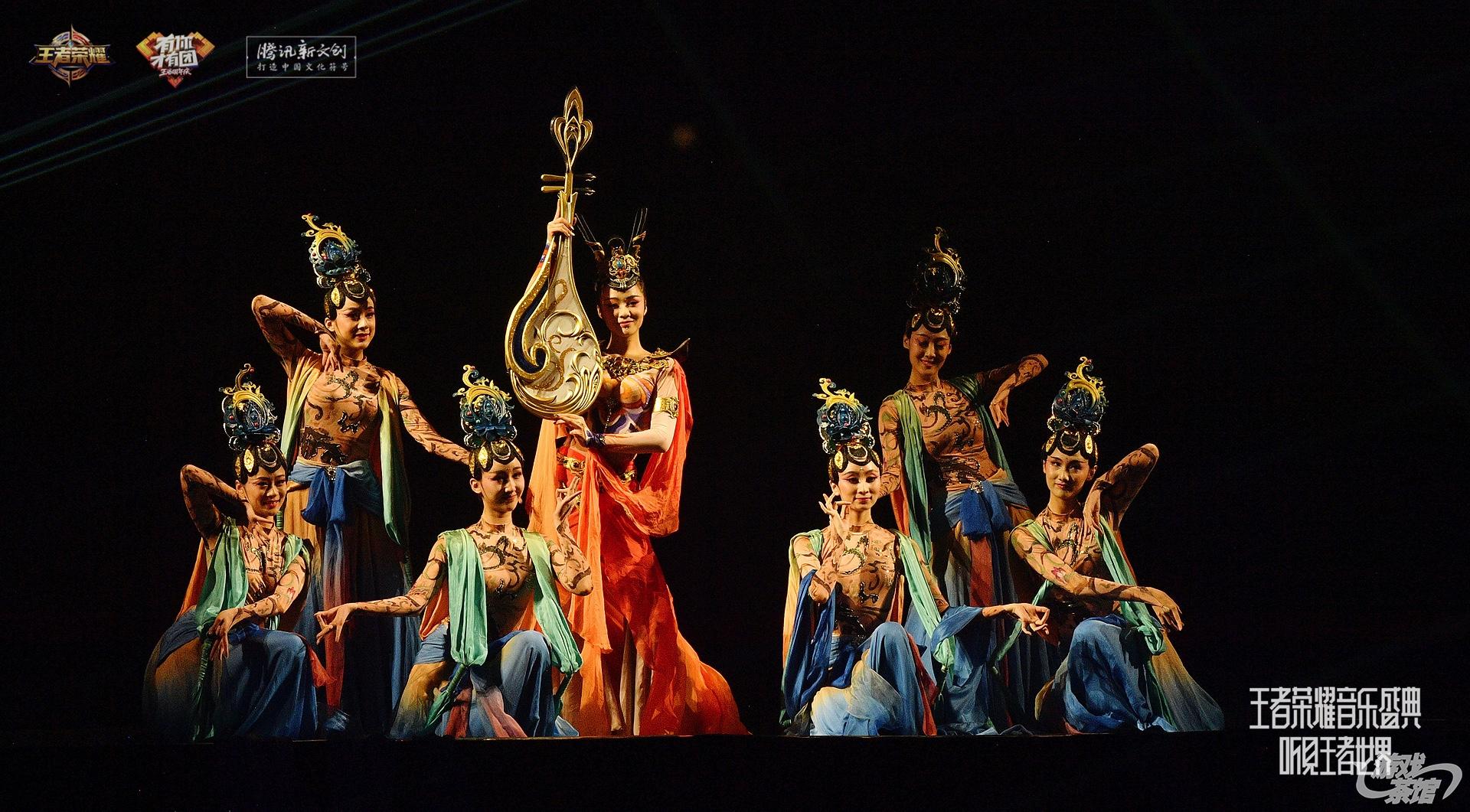 图10 以敦煌文化为主题特别编排的古典舞《遇见飞天》.jpeg